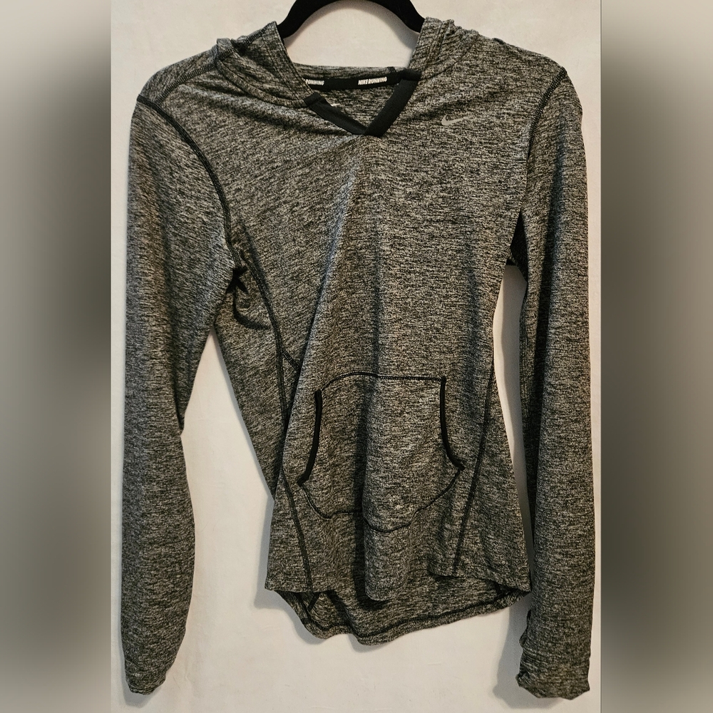 Nike Gray Long Sleeve Fitted Hoodie